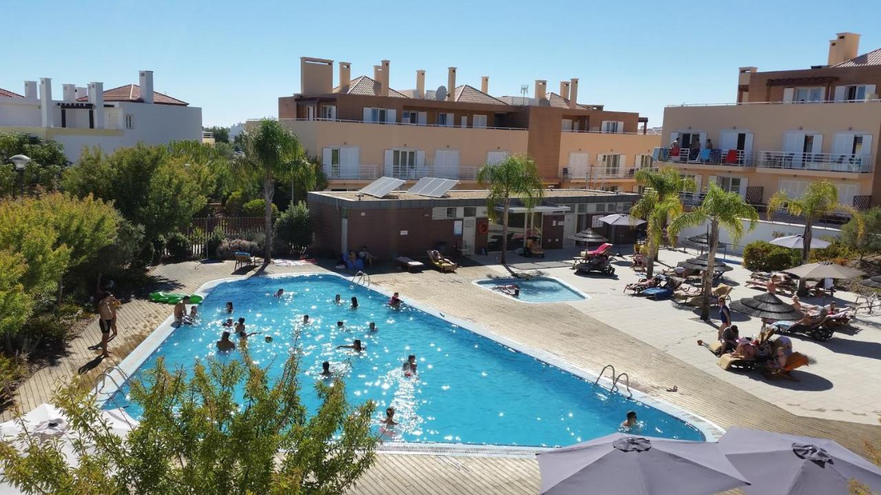 Apartamento Laranjas Garden カバナス・デ・タビラ エクステリア 写真